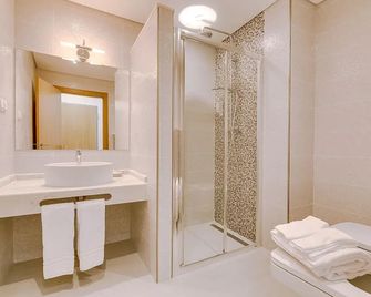 Apartamentos Sol & Ria - Olhão - Phòng tắm