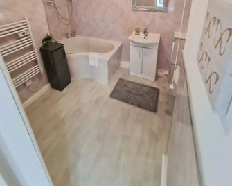 The Mayfair Lodge & Family Suite - Hartlepool