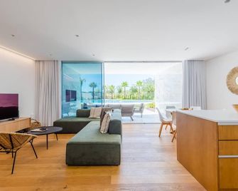 Lakes 24 at Praia da Falesia Vilamoura - Vilamoura - Living room