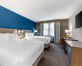 Comfort Inn & Suites Cuyahoga Falls - Akron - Cuyahoga Falls - Спальня