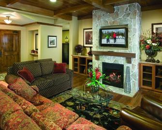 Awesome summers and gorgeous winters! - West Yellowstone - Sala de estar
