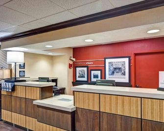Hampton Inn Albany-Wolf Road (Airport) - Albany - Accueil
