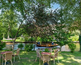 Attractive farmhouse in Giethoorn with garden - Giethoorn - Binnenhof