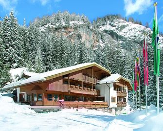 Hotel Villetta Maria Cottage - Canazei - Gebäude