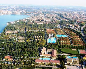 Camping Bella Italia - Peschiera del Garda - Außenansicht