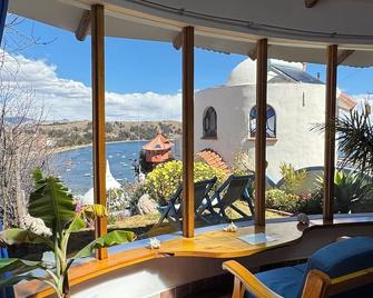 Hotel La Cupula - Copacabana - Balkón