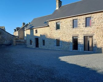 Lovely cottage 'La Hauteur' in a quarter full of charm in Regnéville-sur-mer - Regnéville-sur-Mer - Bâtiment