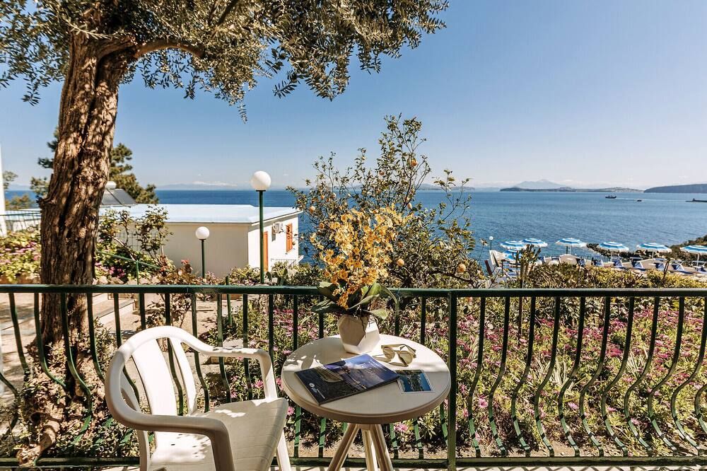 هوتل بانييتييلو