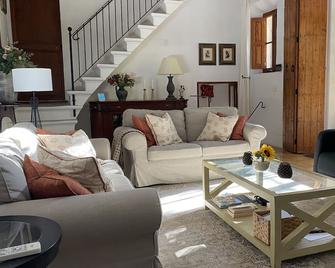 Ca'n Pons, Villa with breathtaking views, gardens, wifi and private heated pool. - Soller - Living room