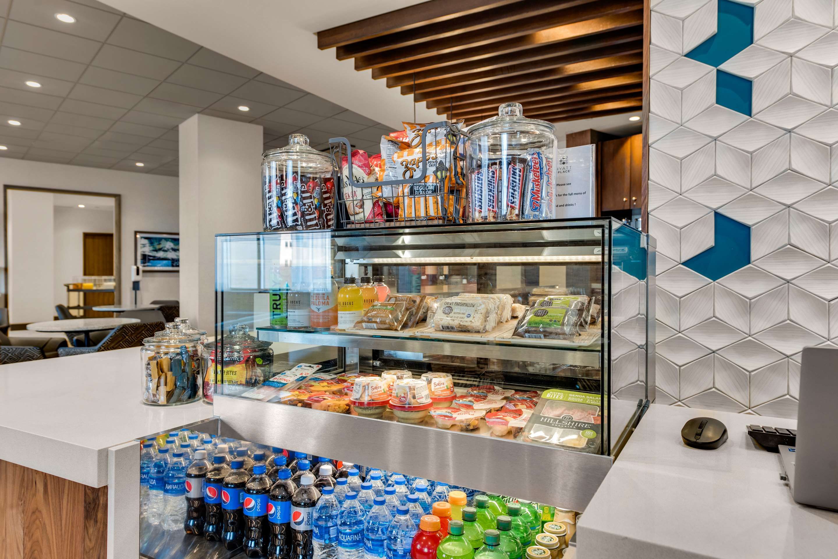 Shop view of Hyatt Place Colorado Springs Downtown