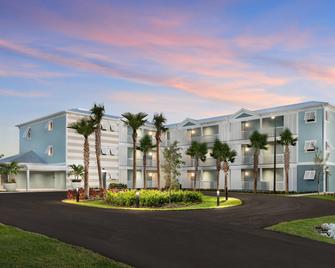 Fairfield Inn & Suites by Marriott Marathon Florida Keys - Marathon - Building