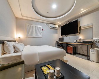 안산 투나잇 - 안산 - 침실