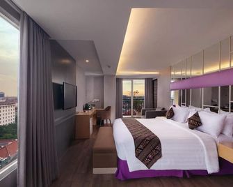 Quest Hotel Darmo - Surabaya By Aston - Surabaya - Habitación
