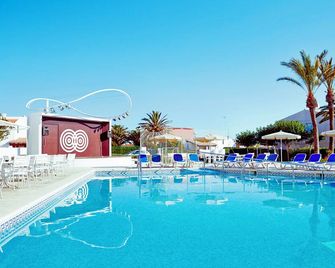 Globales Los Delfines - Ciutadella de Menorca - Pool