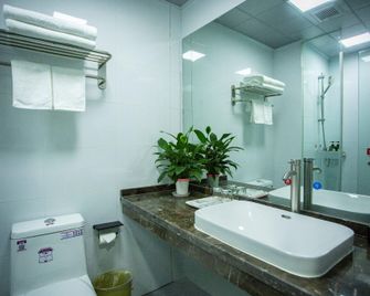 Yilai Hotel (Jiayuguan Datang Food Street Branch) - Jiayuguan - Schlafzimmer