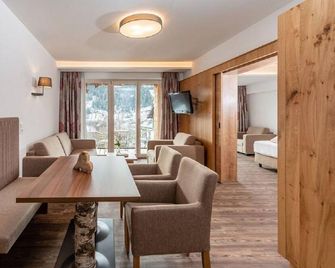 Aktivhotel Pehab - 拉姆紹達赫斯坦 - 餐廳