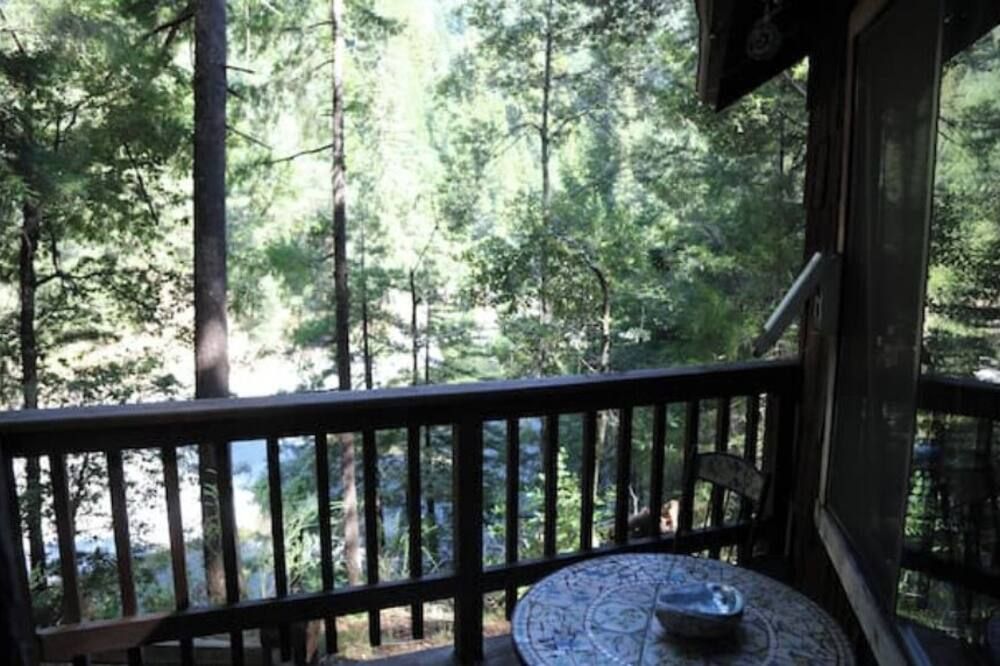 'Twin Trees' Cabin River Access In Redwoods WiFi - Garberville - Balkon