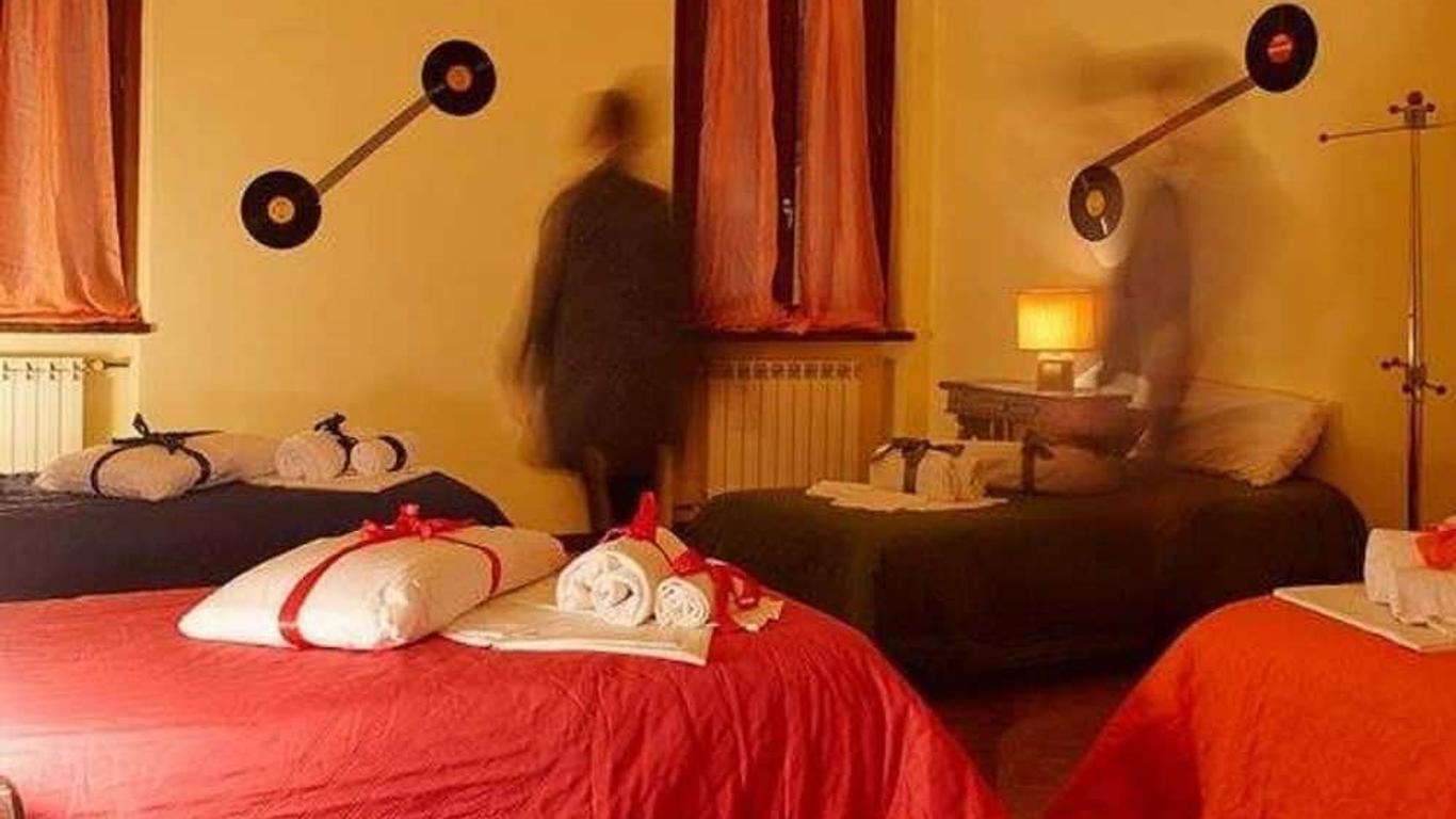 Mantua Hostal