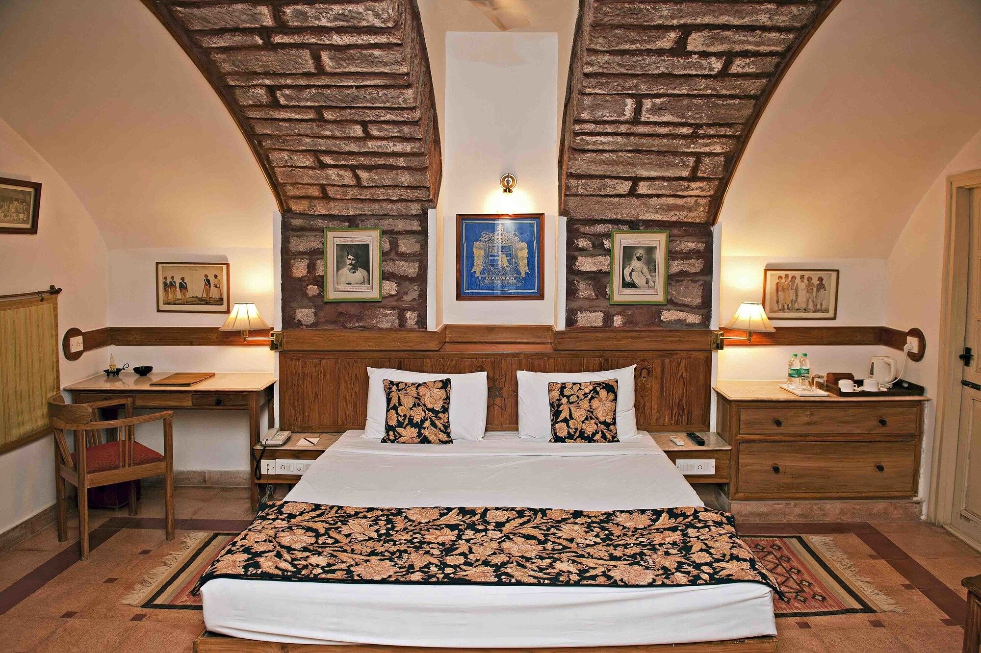 Welcomheritage Bal Samand Lake Palace - ג'ודפור - חדר שינה