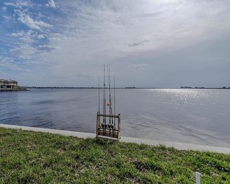 Seabreeze Vista - Cape Coral