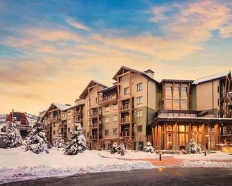 Upscale resort condo with Ski In/Ski Out Gondola. Beautiful 2 bedroom sleeps 8 - Park City - Rakennus