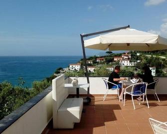 Ghirindoun - Celle Ligure - Balcone