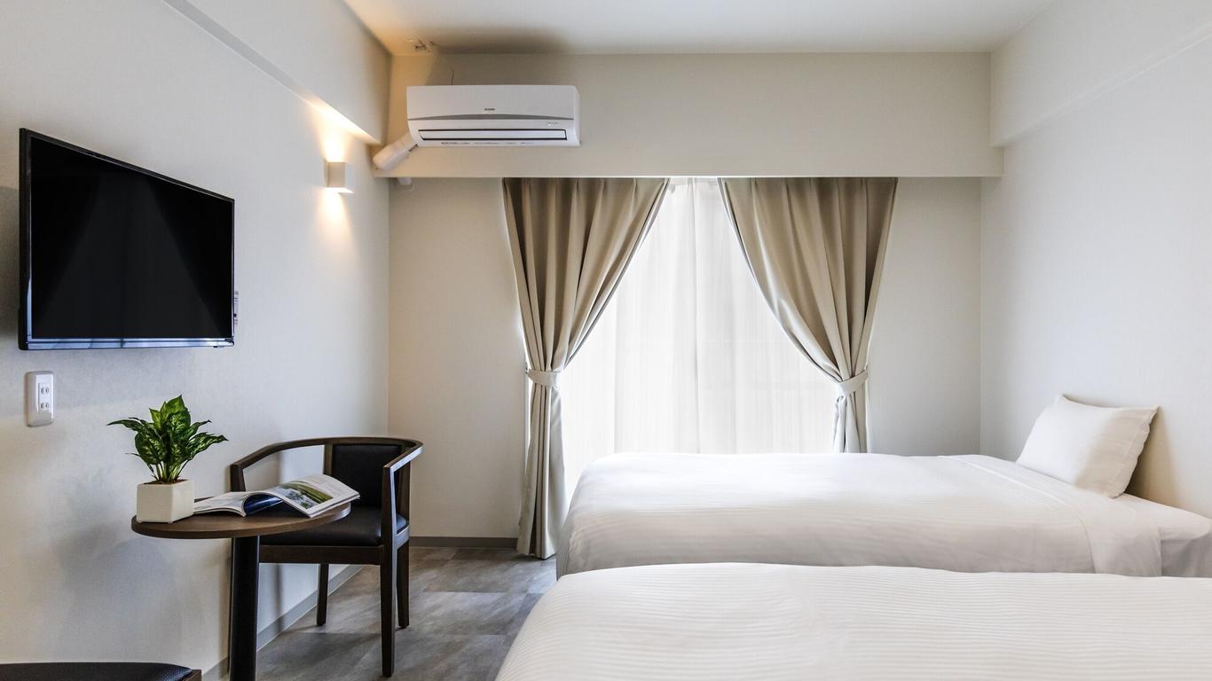 Mr.Kinjo In Nica's Makishi Station