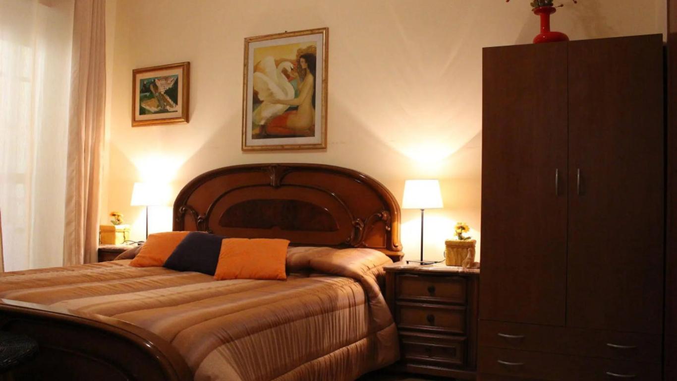 San Nicolo House