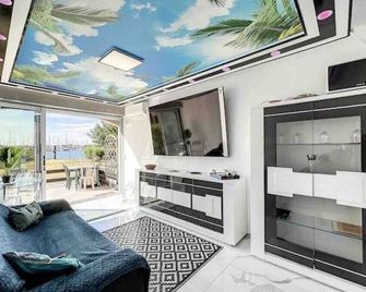 24 Appart Tropic Deluxe - Cap d'Agde - Wohnzimmer