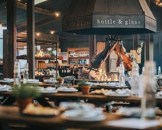 The Bottle & Glass Inn - Garden View - Room 1 - הנלי און-ת'יימז - מסעדה