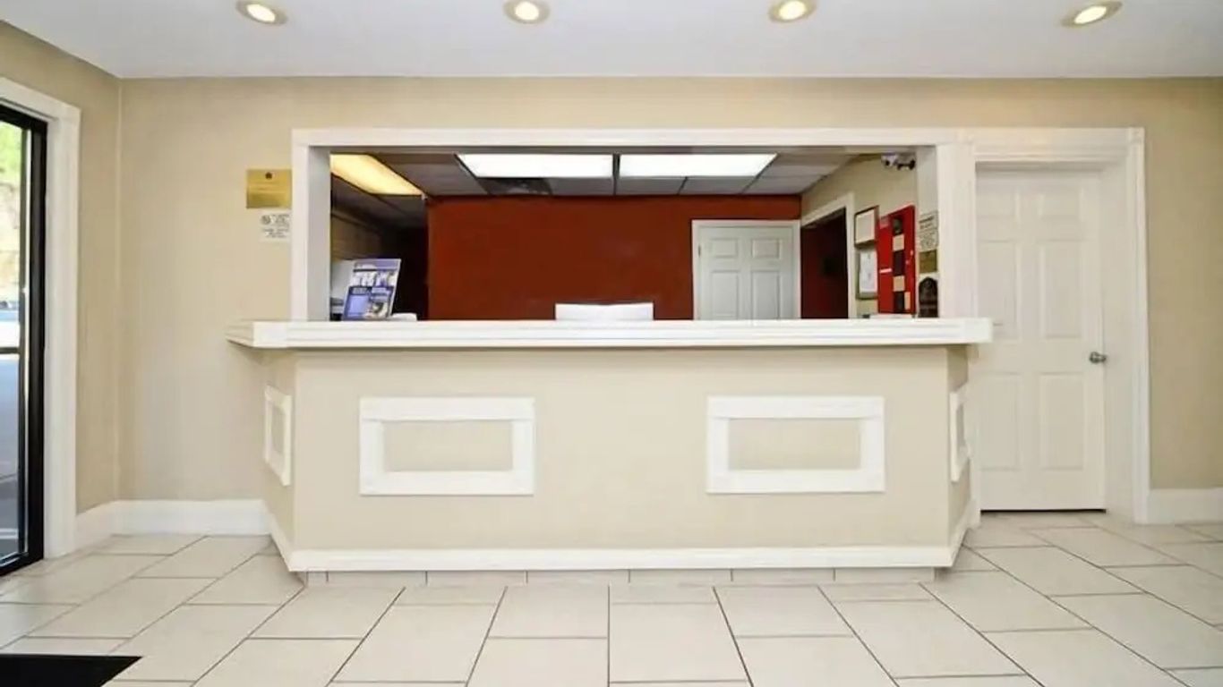 Manchester Heritage Inn And Suites