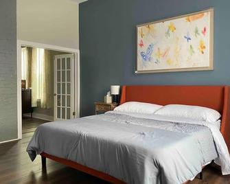 The Washington - Evansville - Bedroom