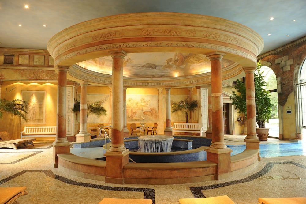 ايوروبا بارك إرليبنيس ريزورت، هوتل كولوسيو