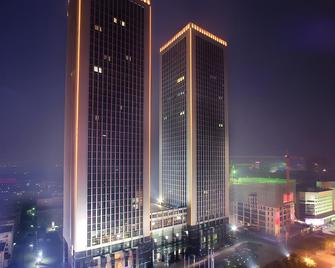 World Trade Hotel - Taiyuan - Building