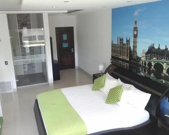 Hotel Campestre El Cisne - Maizal - Habitación