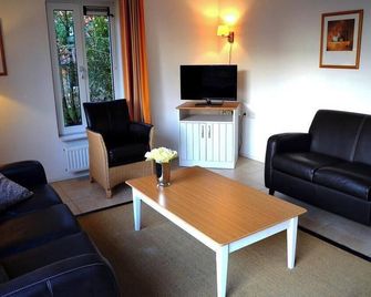 바칸티파크 헤 팀머홀트 - 웨스터보르크 - 거실