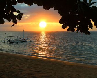 Nesa Sanur Bali - Denpasar - Strand