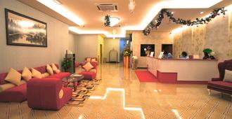 Princeton Hotel - Johor Bahru - Front desk