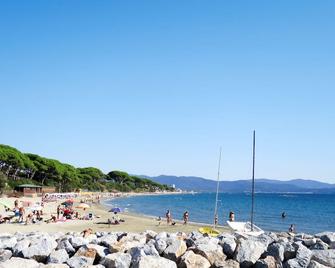 Apartment Gardenia by Interhome - Follonica - Spiaggia
