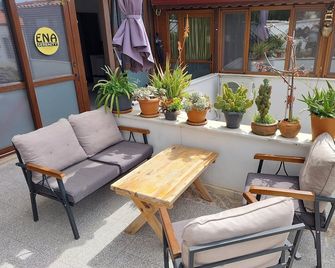 Ena Serenity Boutique Hotel - Selçuk - Patio