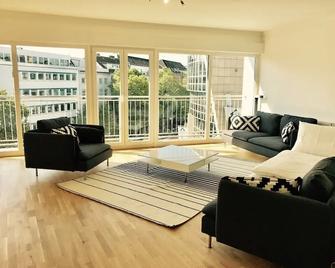 Victoria Apartments - Düsseldorf - Wohnzimmer