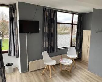 Hotel Cafe The Windmill - Schiedam - Living room