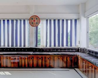 Collection O Rani Gate Guwahati Lakhi Guest House - Guwahati - Lobby