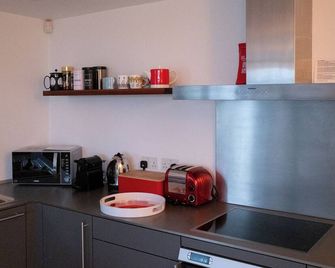 The Seahorse Torbay - luxury hideaway for two with hot tub - Torquay - Keittiö
