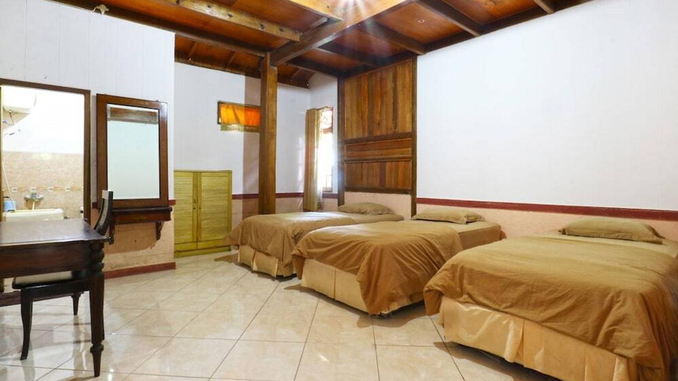 Villa Aquarius Orange