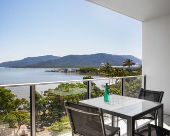 Mantra Trilogy Cairns - Cairns - Balkong