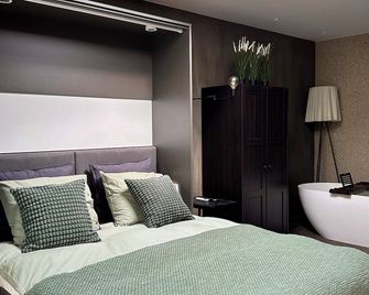 City Oasis - The Hague - Bedroom