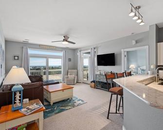 Newoceanview, Golf, Pool, Tennis, Beach Access - Corolla - Living room