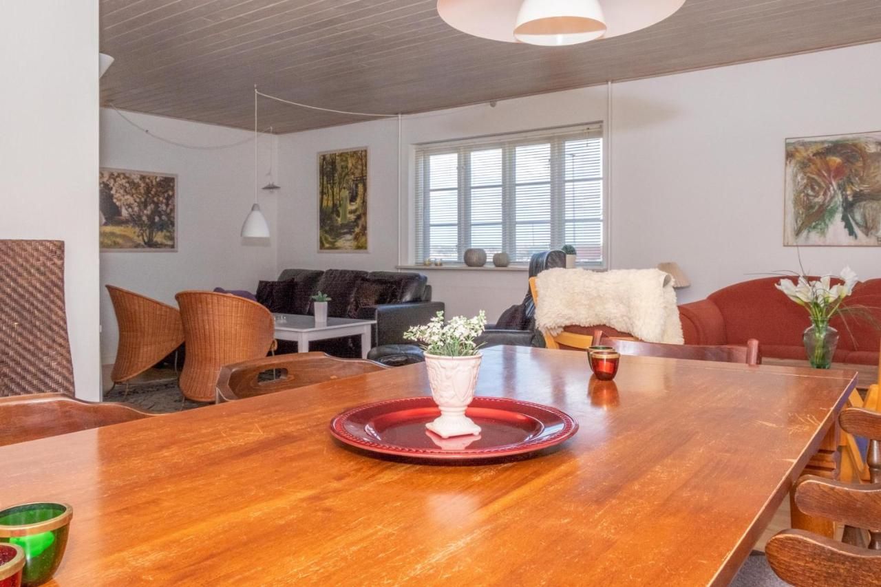 Centrally Located Townhouse In Ebeltoft Close To The Pedestrian Street And Within Walking Distance Of The Harbour – Ebeltoft