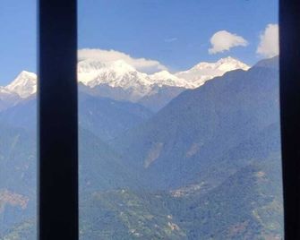 Divsai retreat - Pelling - Balcón